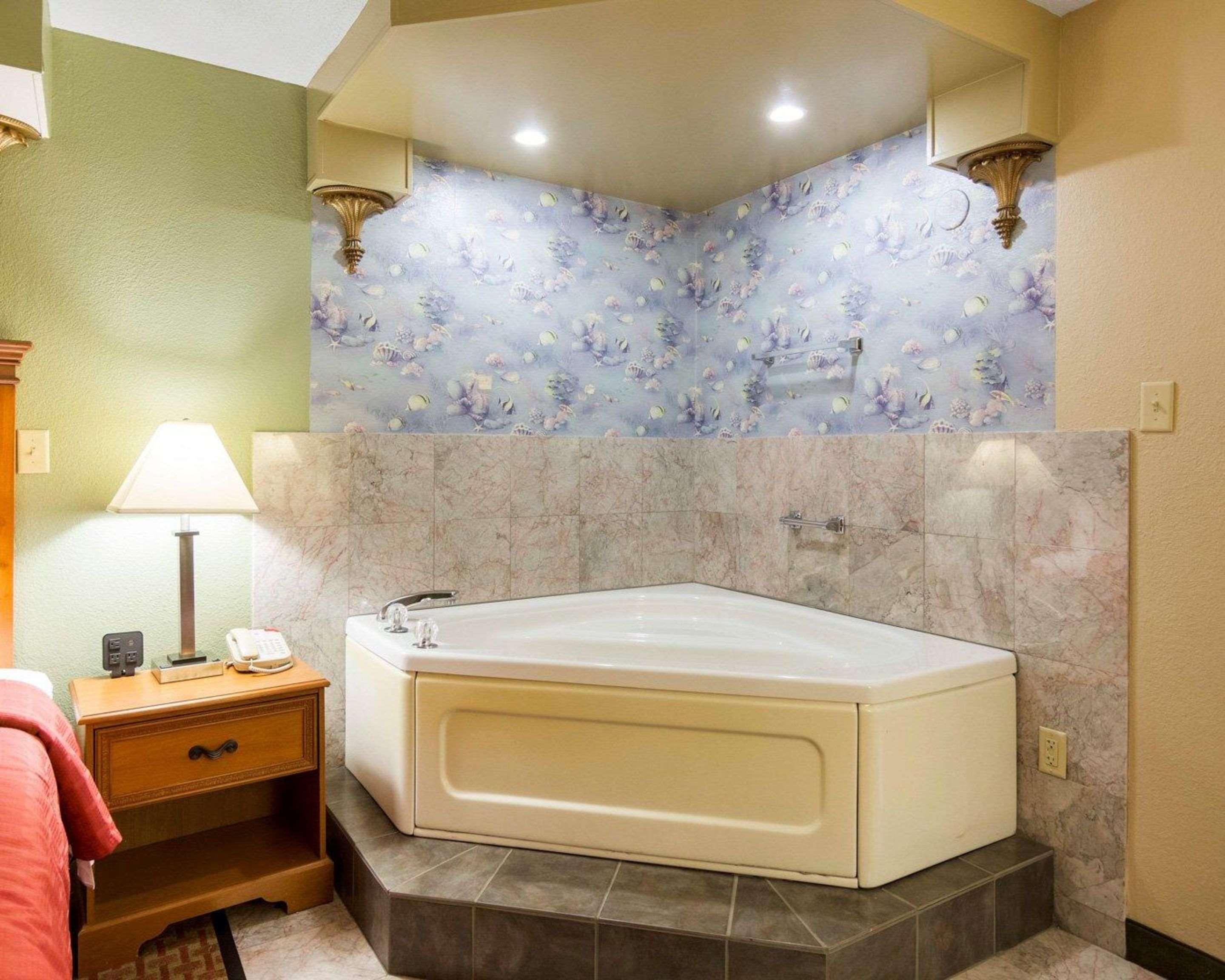 Quality Inn South Hill I-85 Eksteriør bilde