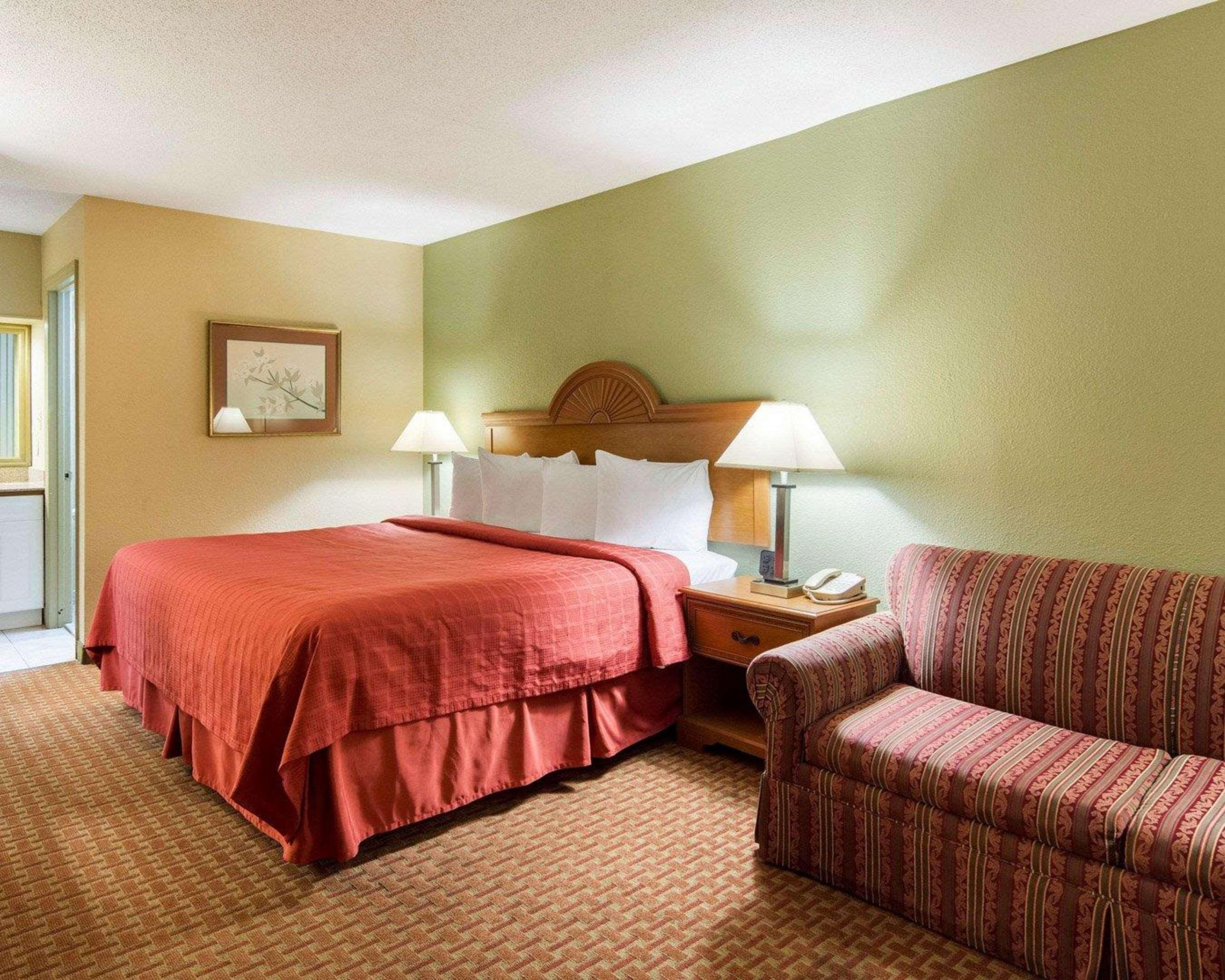 Quality Inn South Hill I-85 Eksteriør bilde