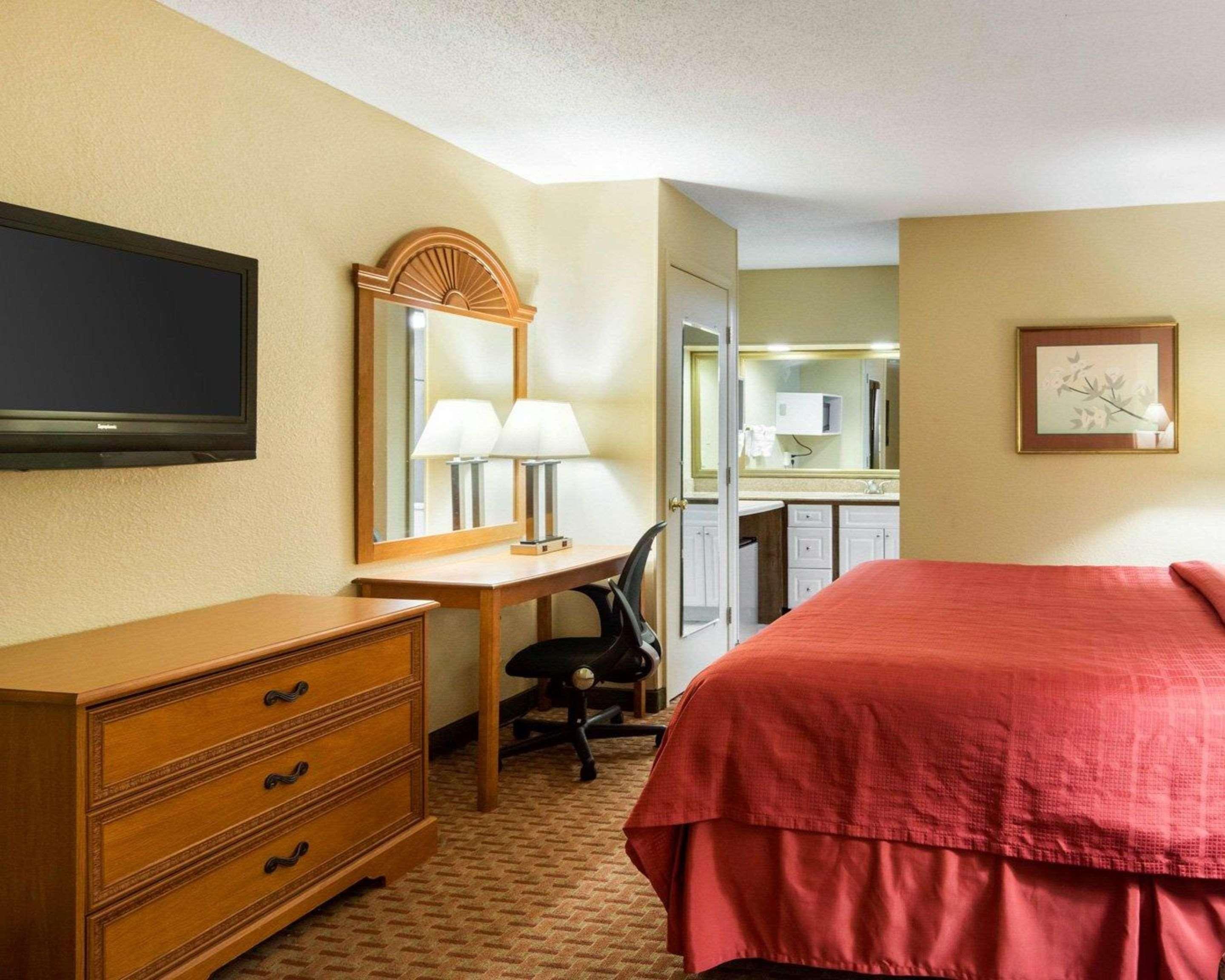 Quality Inn South Hill I-85 Eksteriør bilde