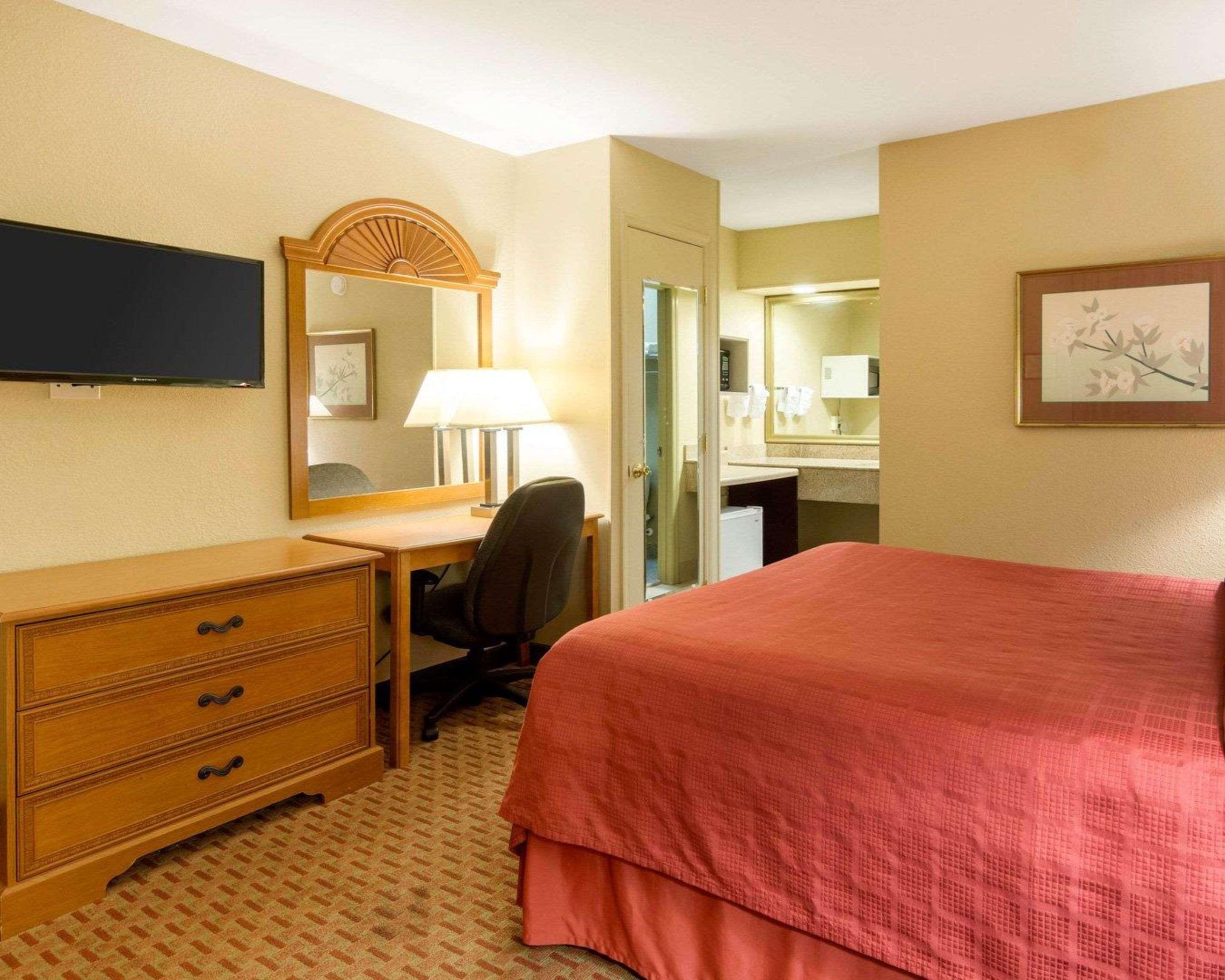 Quality Inn South Hill I-85 Eksteriør bilde