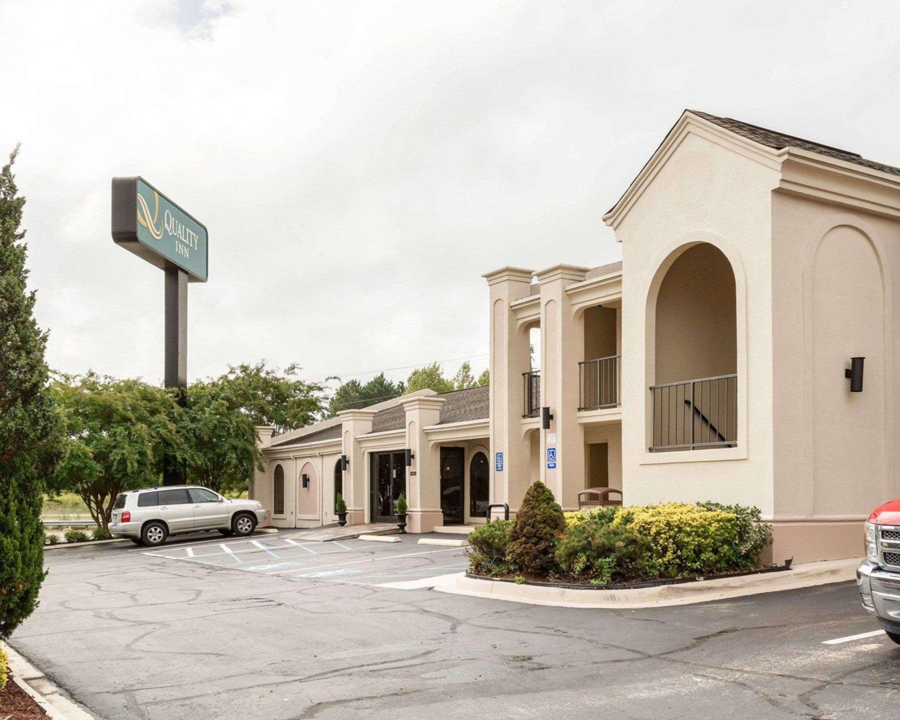 Quality Inn South Hill I-85 Eksteriør bilde