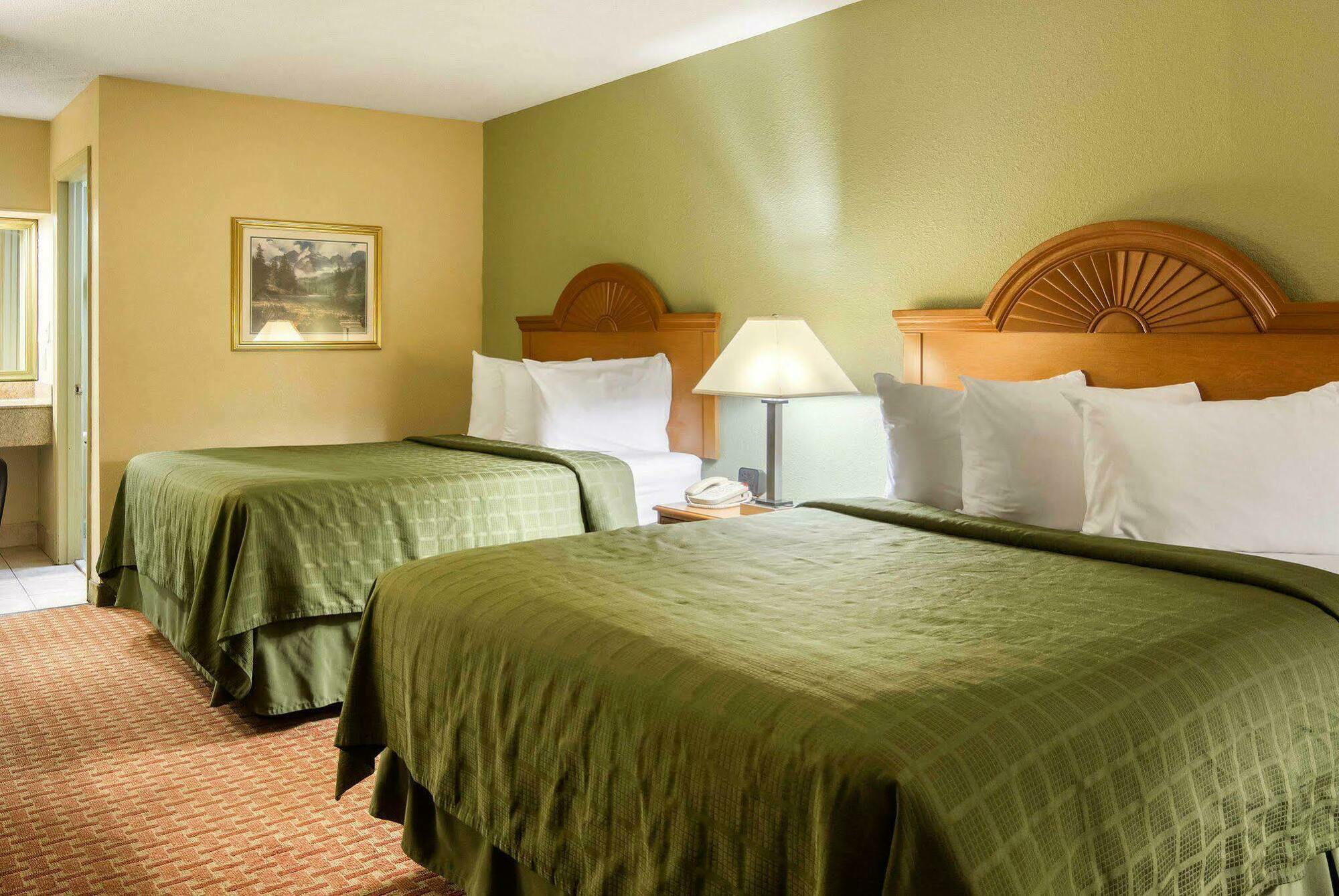 Quality Inn South Hill I-85 Eksteriør bilde